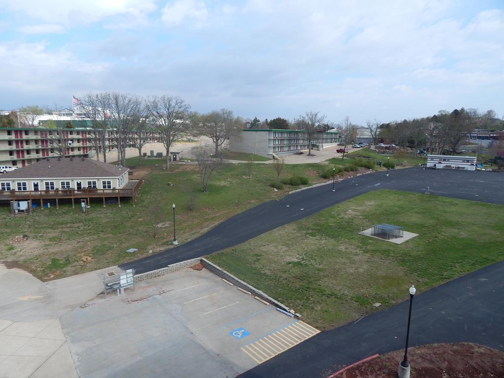 Ramada Branson Hotel And Resort ภายนอก รูปภาพ