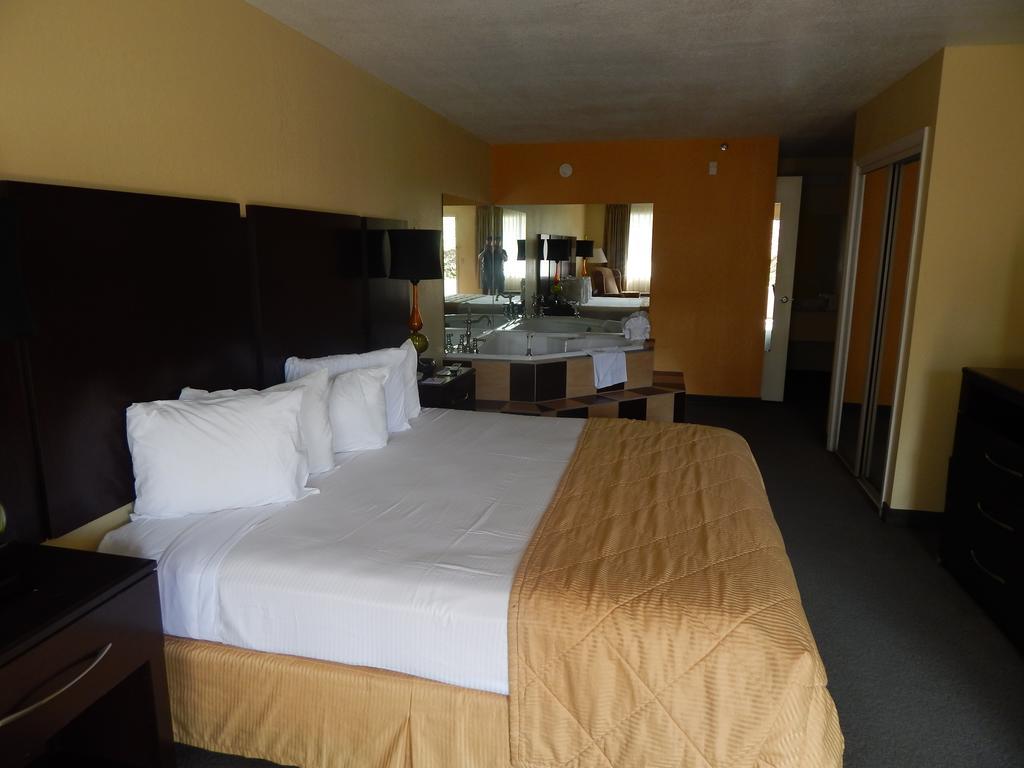 Ramada Branson Hotel And Resort ภายนอก รูปภาพ
